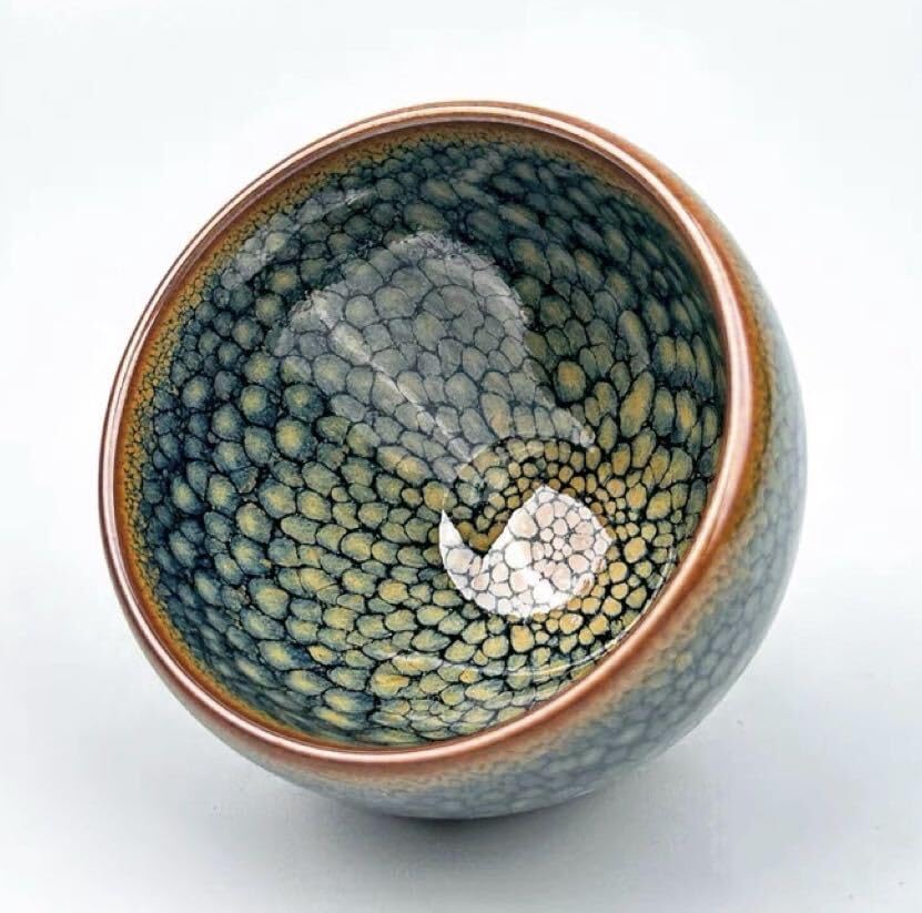 桶谷定一 作 銀覆輪 油滴天目 茶碗 茶道具 共箱 美品 です。 油滴天目茶碗 覆輪銀塗仕上げ 桶谷定一 - 京焼清水焼 松韻堂